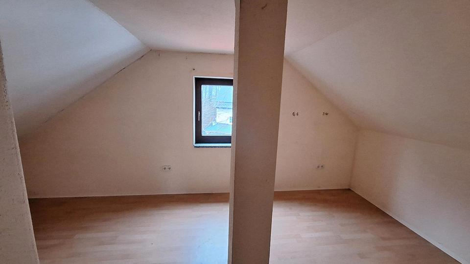 Einfamilienhaus Pottenstein - 4.5 Zimmer, 146 m&sup2;, 130.000&euro; | Angebot:26367830