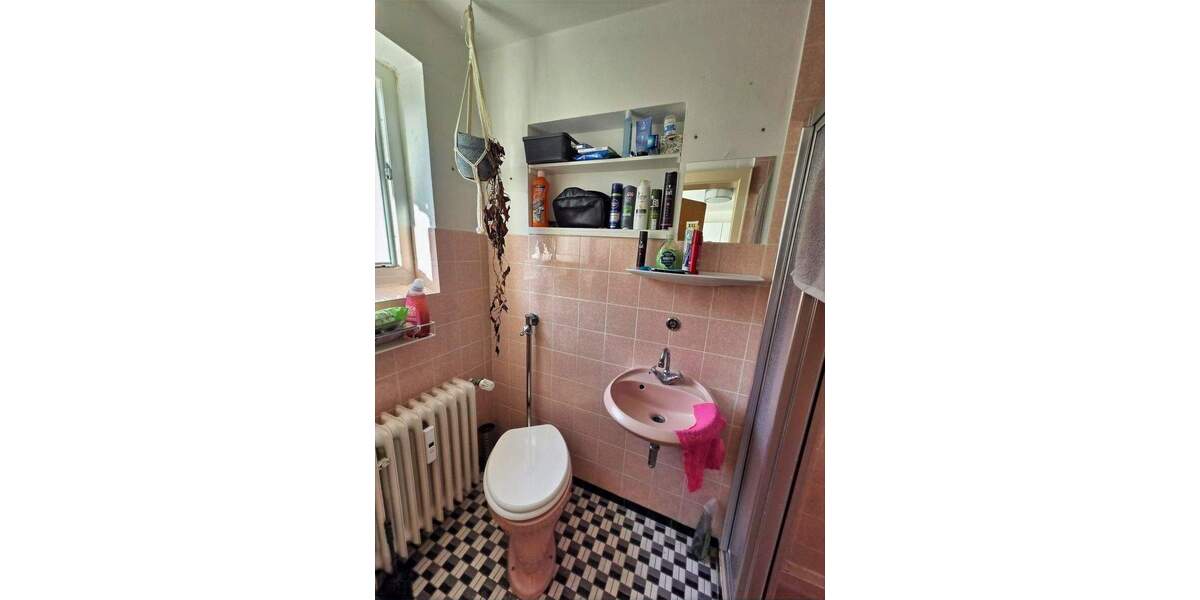 Mehrfamilienhaus, Wohnhaus Wirsberg - 7 Zimmer, 220 m&sup2;, 219.000&euro; | Angebot:25746571