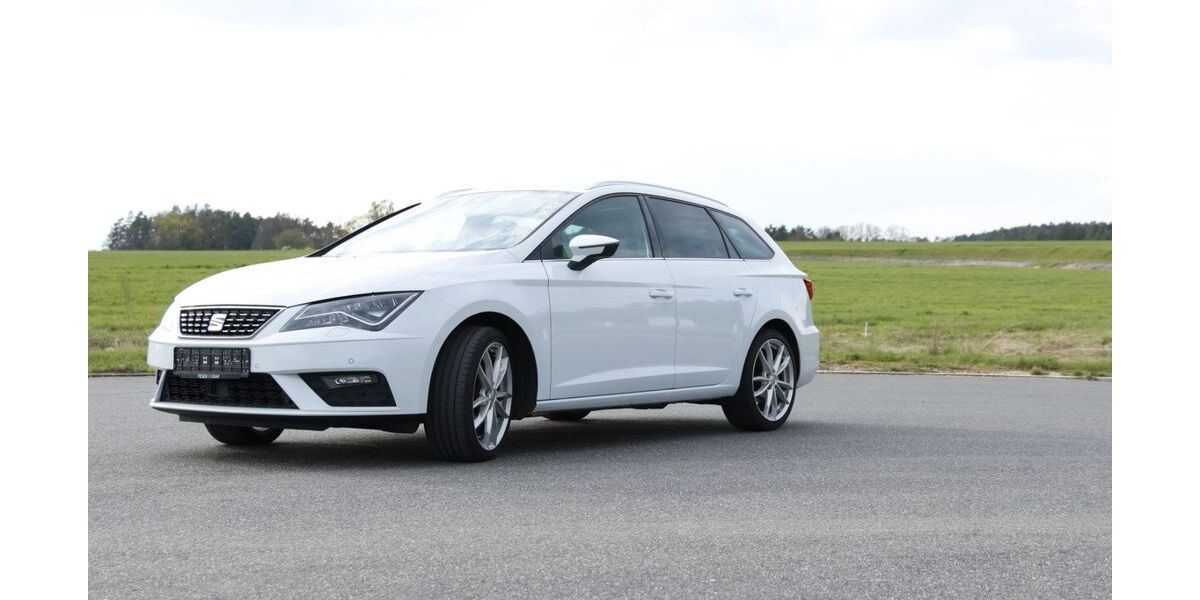 Seat Leon 64.290 km 16.999 &euro; Auerbach 91275