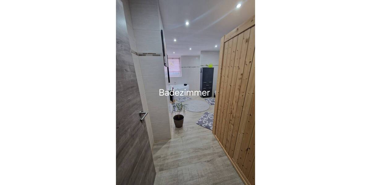 Etagenwohnung Speichersdorf - 3 Zimmer, 135 m&sup2;, 299.000&euro; | Angebot:25737679