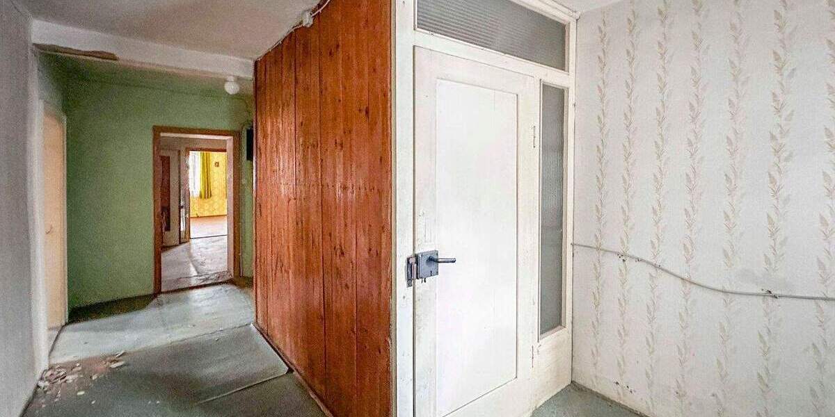 Mehrfamilienhaus, Wohnhaus Königsfeld - 1 Zimmer, 284 m&sup2;, 49.000&euro; | Angebot:25930755