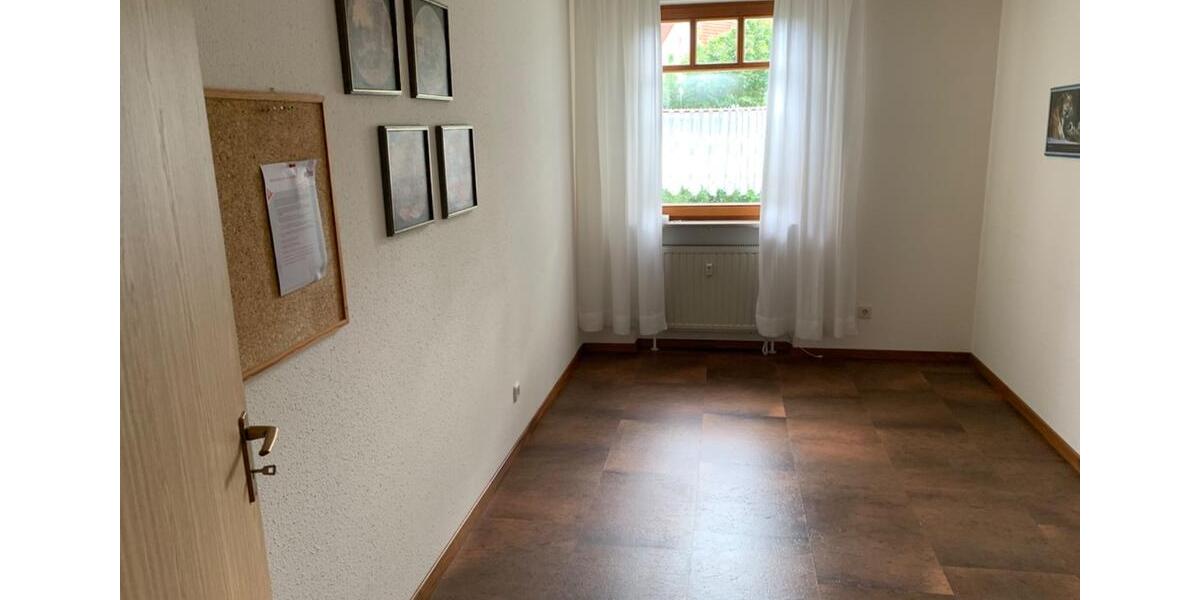 Etagenwohnung Bayreuth Meyernberg - 3 Zimmer, 80 m&sup2;, 320.000&euro; | Angebot:26745672