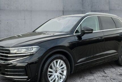 VW Touareg 23.395 km 53.880 &euro; Bayreuth 95448