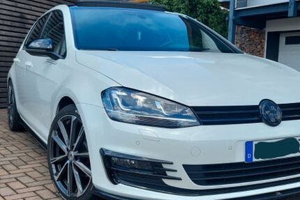 VW Golf 133.000 km 11.900 &euro; Grafengehaig 95356