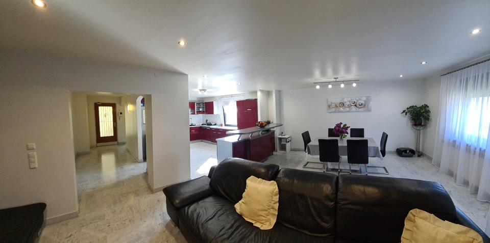 Mehrfamilienhaus, Wohnhaus Seybothenreuth - 650.000&euro; | Angebot:26044951