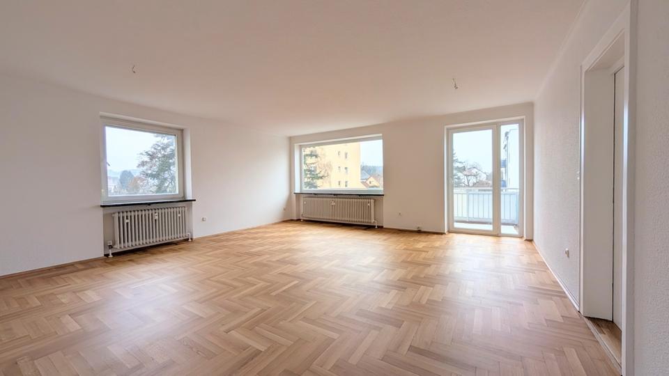 Etagenwohnung Bayreuth Altstadt - 3 Zimmer, 100 m&sup2;, 1.050&euro; | Angebot:25805901