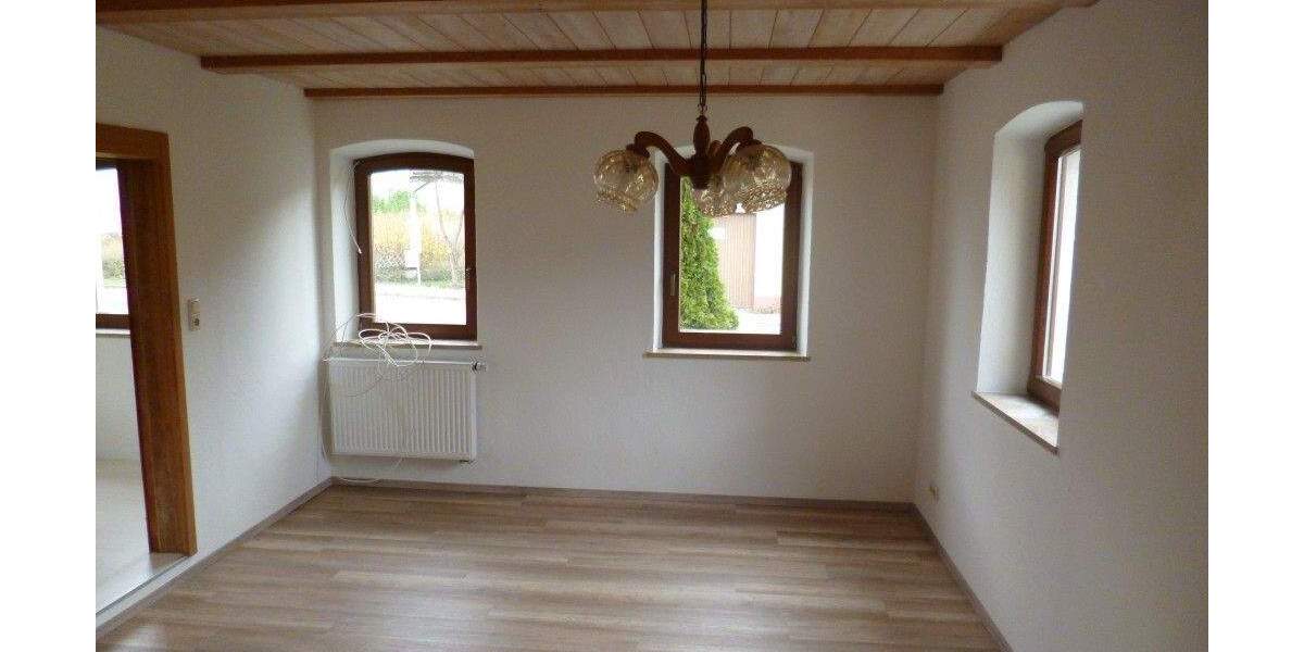 Mehrfamilienhaus, Wohnhaus Kasendorf Azendorf - 9 Zimmer, 349.000&euro; | Angebot:25780518