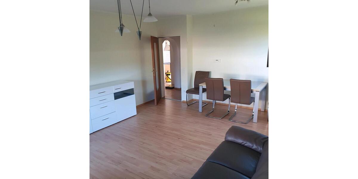 Etagenwohnung Heinersreuth - 3 Zimmer, 81 m&sup2;, 850&euro; | Angebot:26236108