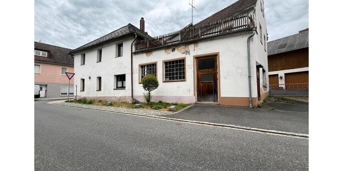 Einfamilienhaus Kirchenthumbach - 69.000&euro; | Angebot:24254827