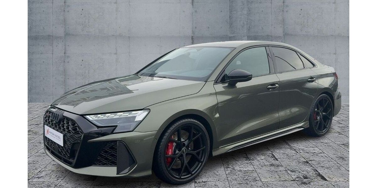 Audi RS3 1.490 km 71.990 &euro; Bayreuth 95448