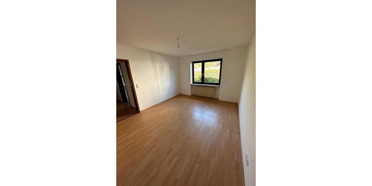 Erdgeschoßwohnung Bayreuth Meyernberg - 1 Zimmer, 40 m&sup2;, 570&euro; | Angebot:25936632