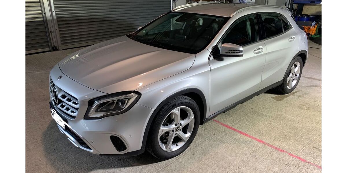 Mercedes-Benz GLA 200 58.000 km 18.500 &euro; Speinshart 92676