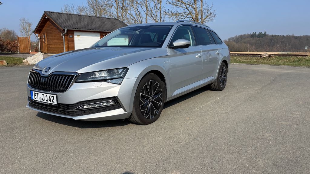 Skoda Superb 112.800 km 22.222 &euro; Bayreuth 95448