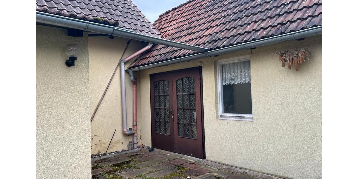 Einfamilienhaus Heinersreuth - 4 Zimmer, 120 m&sup2;, 180.000&euro; | Angebot:24919493