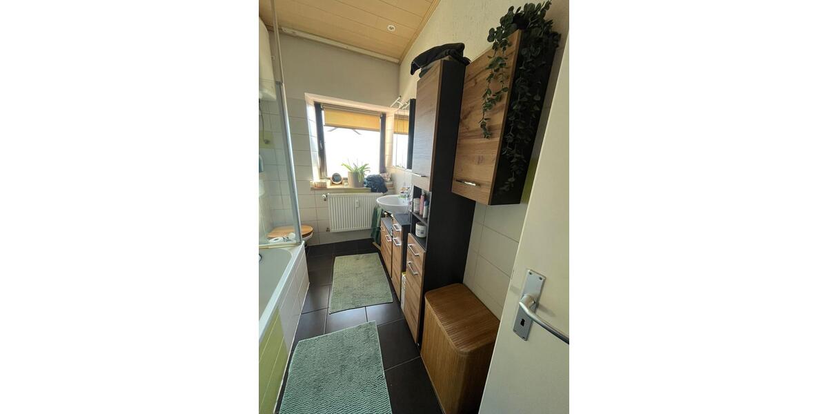 Mehrfamilienhaus, Wohnhaus Neusorg - 15 Zimmer, 470 m&sup2;, 448.000&euro; | Angebot:25543384