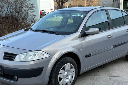 Renault Megane 93.000 km 1.790 &euro; Tröstau 95709