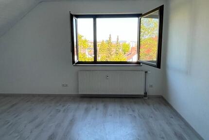 Wohnung Bayreuth Meyernberg - 3 Zimmer, 89 m&sup2;, 1.030&euro; | Angebot:27544355