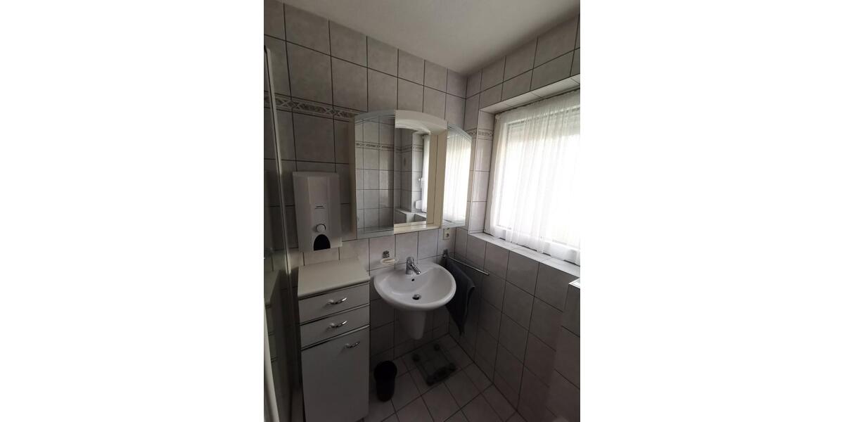 Erdgeschoßwohnung Eckersdorf - 2 Zimmer, 65 m&sup2;, 670&euro; | Angebot:25972987