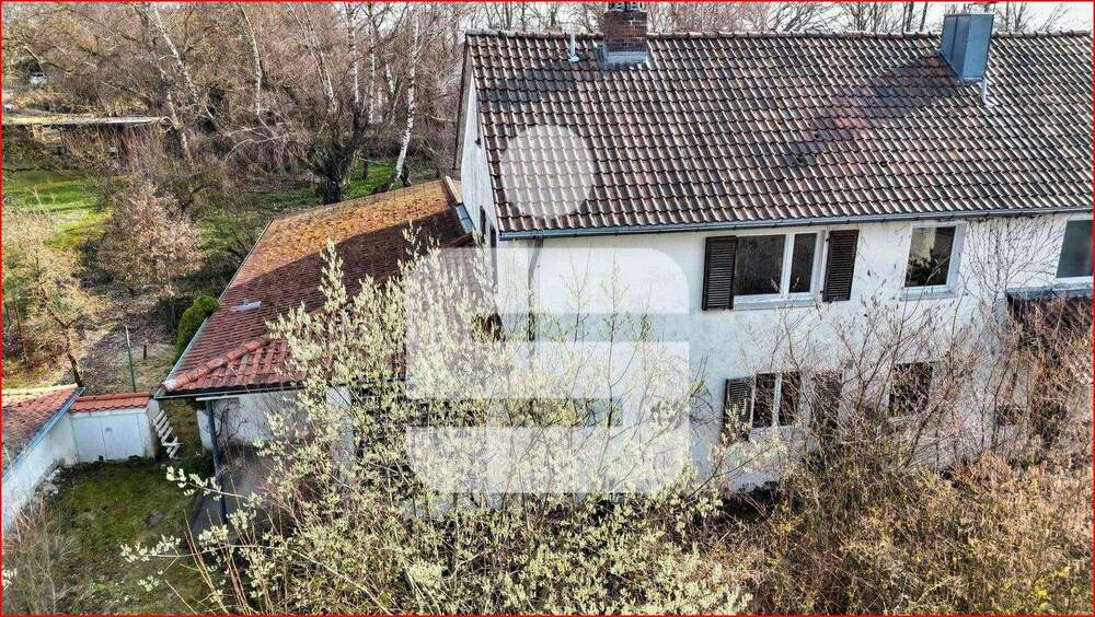 Doppelhaushälfte Kulmbach Blaich - 5 Zimmer, 157 m&sup2;, 220.000&euro; | Angebot:25880923