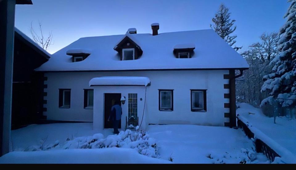 Einfamilienhaus Fichtelberg - 6 Zimmer, 140 m&sup2;, 760&euro; | Angebot:25778491