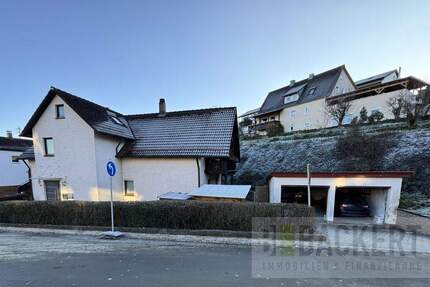 Haus Untersteinach - 8 Zimmer, 215 m&sup2;, 199.000&euro; | Angebot:25730335