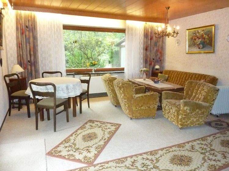 Einfamilienhaus Stadtsteinach - 6 Zimmer, 125 m&sup2;, 149.000&euro; | Angebot:25698492