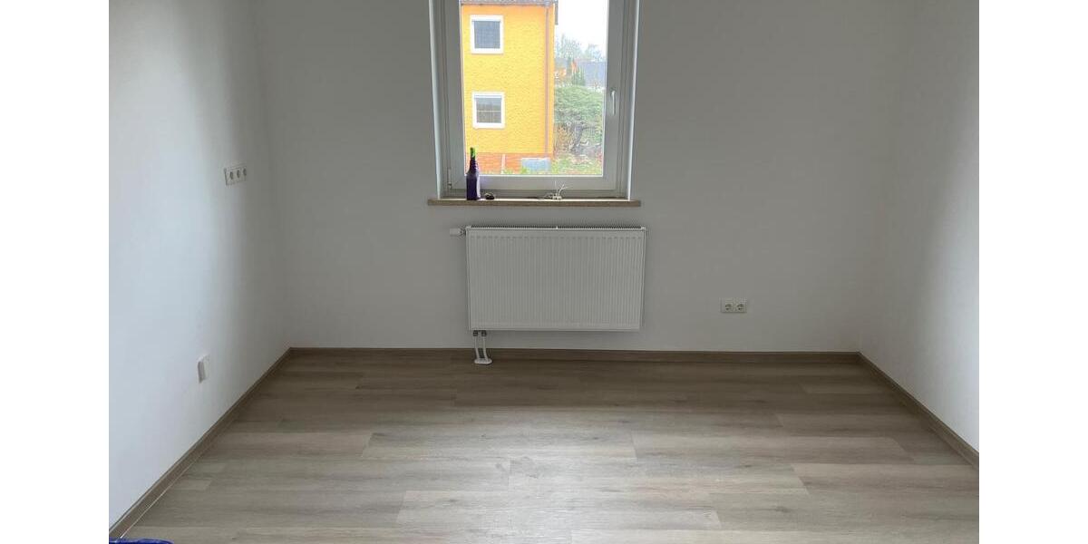 Einfamilienhaus Neuenmarkt - 4 Zimmer, 140 m&sup2;, 500.000&euro; | Angebot:27166203
