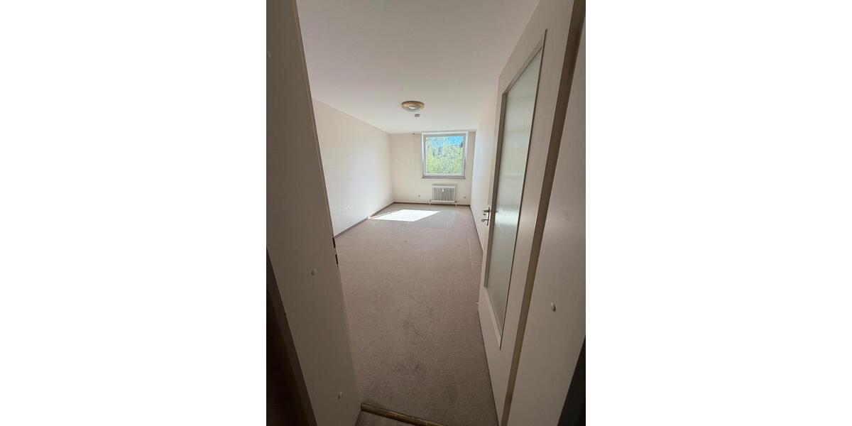 Etagenwohnung Bindlach - 3.5 Zimmer, 93 m&sup2;, 1.000&euro; | Angebot:26567925