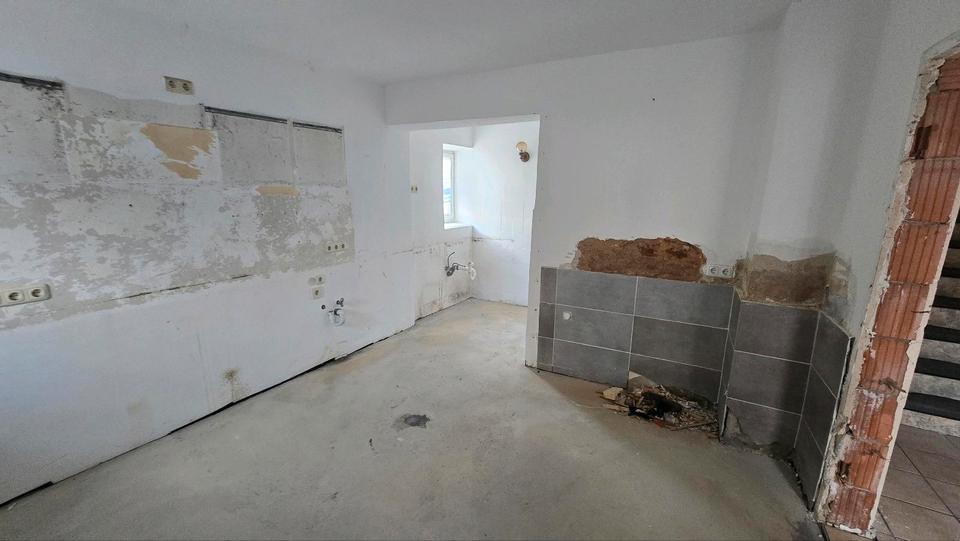 Reihenhaus Kemnath - 4 Zimmer, 120 m&sup2;, 80.000&euro; | Angebot:26047109