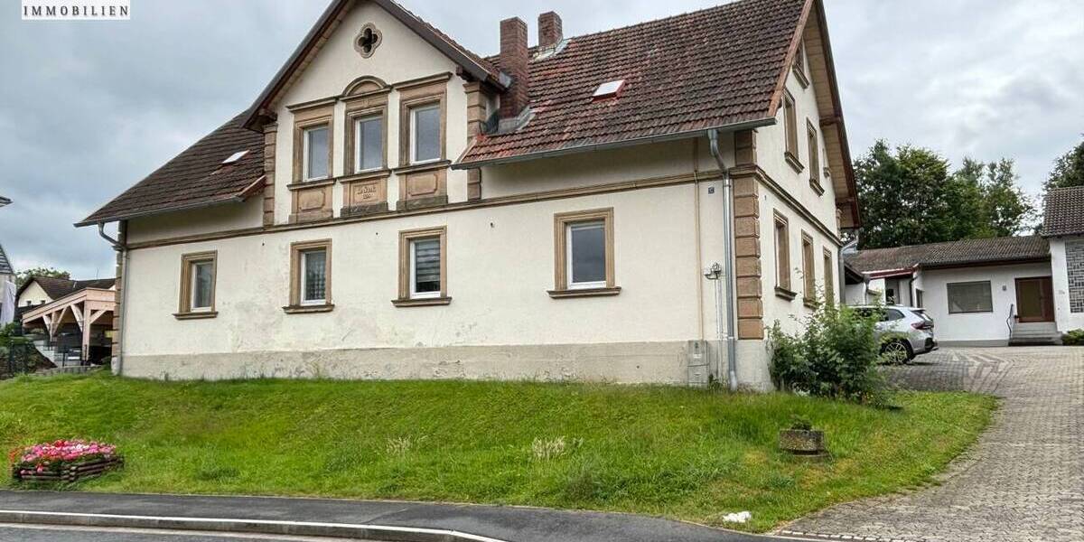 Einfamilienhaus Kulmbach Mangersreuth - 7 Zimmer, 190 m&sup2;, 200.000&euro; | Angebot:25768141