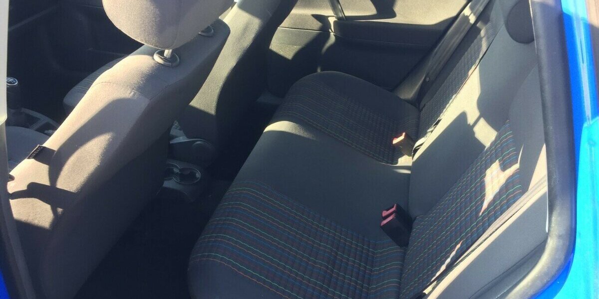 VW Polo Trendline,4 Türig,Tüv Neu! 175.000 km 3.600 &euro; Himmelkron 95502