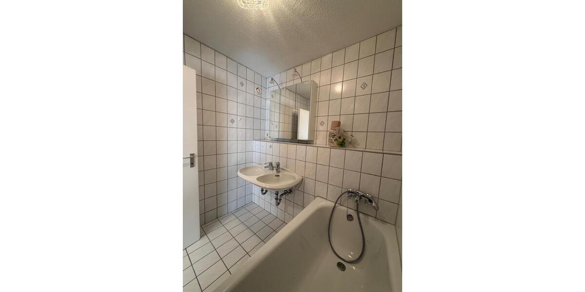 Etagenwohnung Bindlach - 3.5 Zimmer, 93 m&sup2;, 1.000&euro; | Angebot:26567925