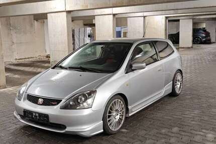 Honda Civic 140.000 km 10.499 &euro; Bayreuth 95445