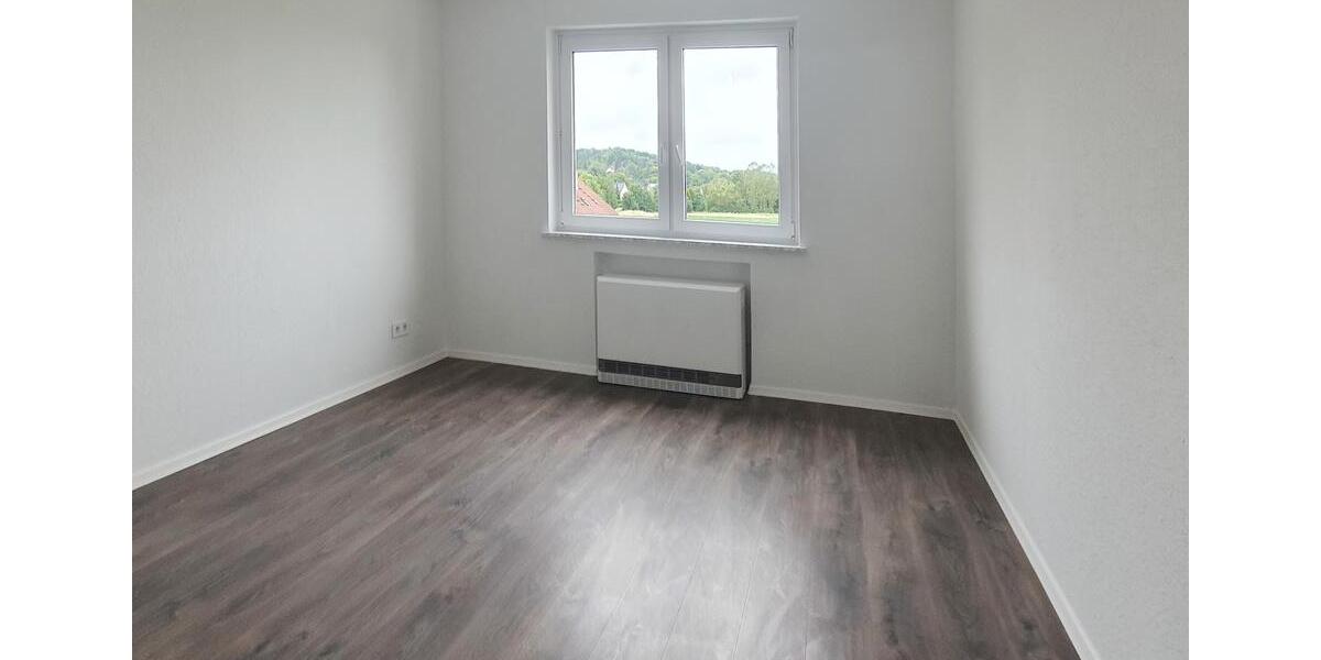 Etagenwohnung Mainleus - 3 Zimmer, 76 m&sup2;, 568&euro; | Angebot:25783378