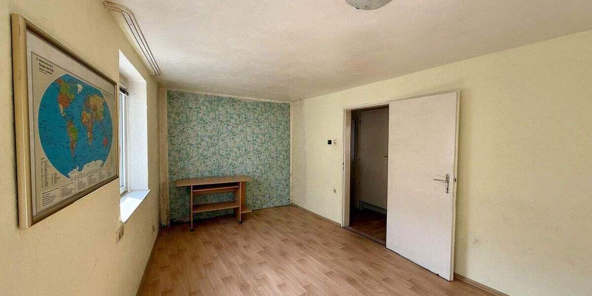 Einfamilienhaus Gößweinstein - 6 Zimmer, 126 m&sup2;, 99.000&euro; | Angebot:25906559