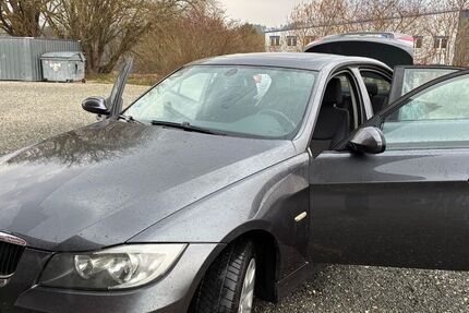 BMW 320 243.000 km 1.950 &euro; Bayreuth 95444