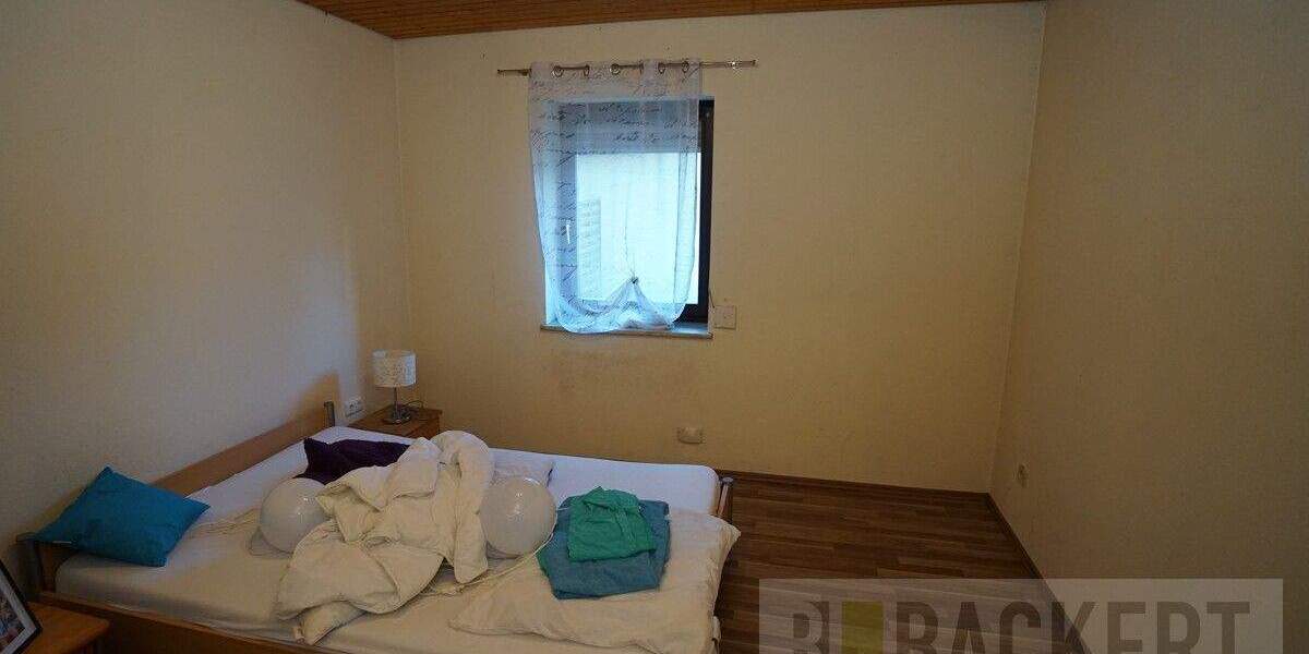 Mehrfamilienhaus, Wohnhaus Untersteinach - 8 Zimmer, 215 m&sup2;, 199.000&euro; | Angebot:25730335