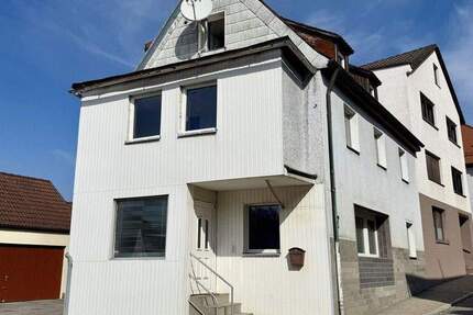 Haus Gößweinstein - 6 Zimmer, 126 m&sup2;, 99.000&euro; | Angebot:25906559