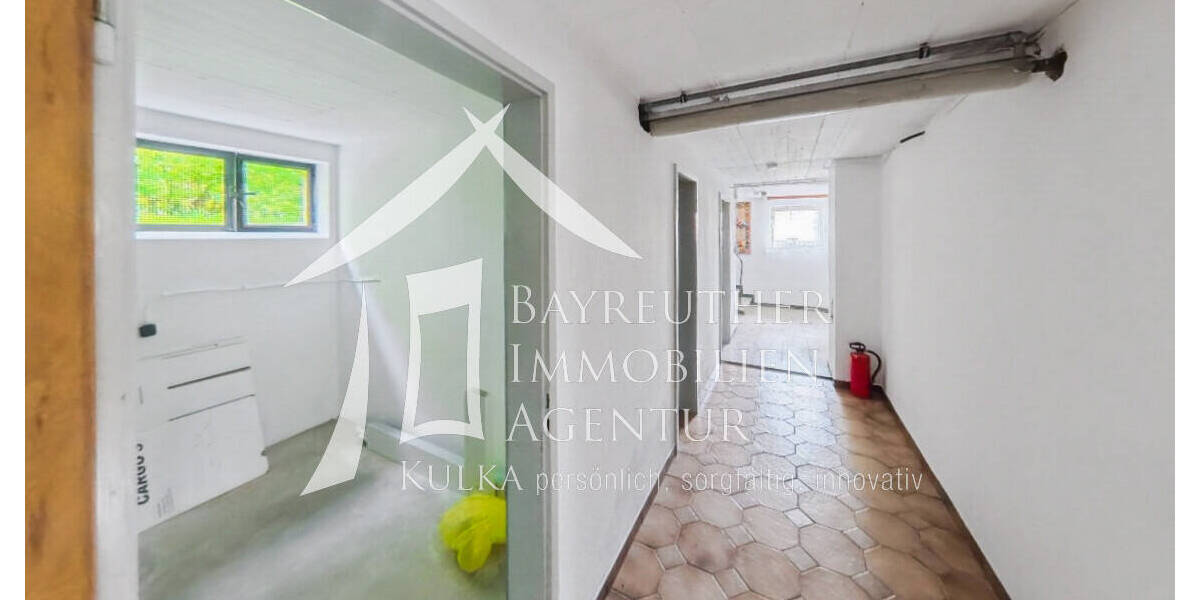 Mehrfamilienhaus, Wohnhaus Speichersdorf - 8 Zimmer, 225 m&sup2;, 479.900&euro; | Angebot:26569763