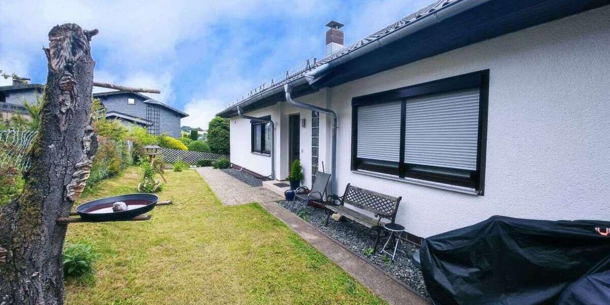 Einfamilienhaus Stammbach - 14 Zimmer, 410 m&sup2;, 575.000&euro; | Angebot:26160991