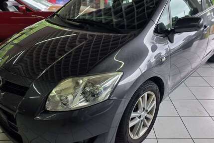 Toyota Auris 129.500 km 3.500 &euro; Bad Berneck 95460
