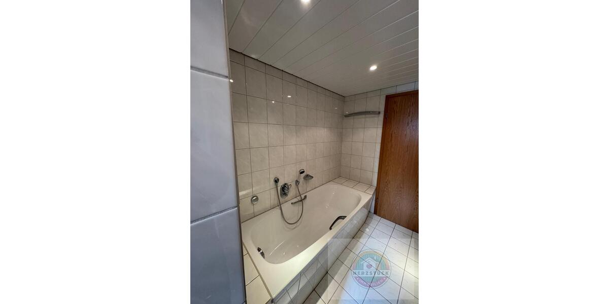 Erdgeschoßwohnung Kulmbach Blaich - 2 Zimmer, 72 m&sup2;, 645&euro; | Angebot:25987592