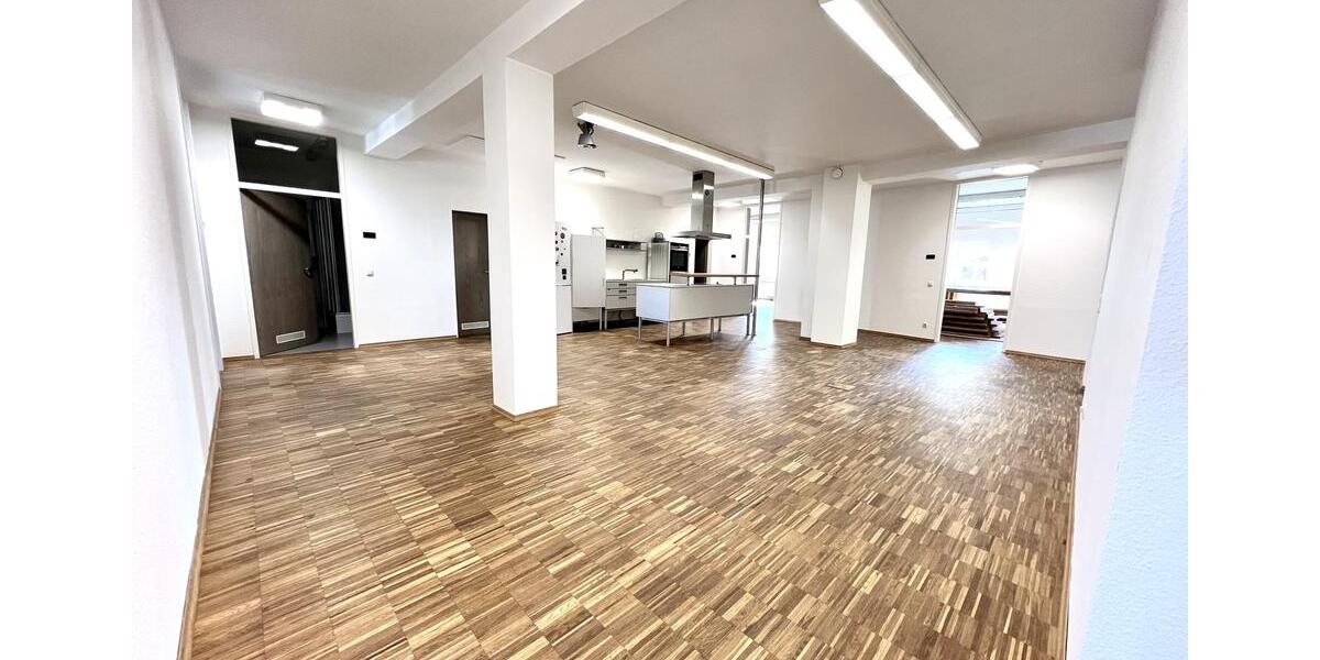 Gewerbeobjekt Bayreuth City - 2.860&euro; | Angebot:25223520