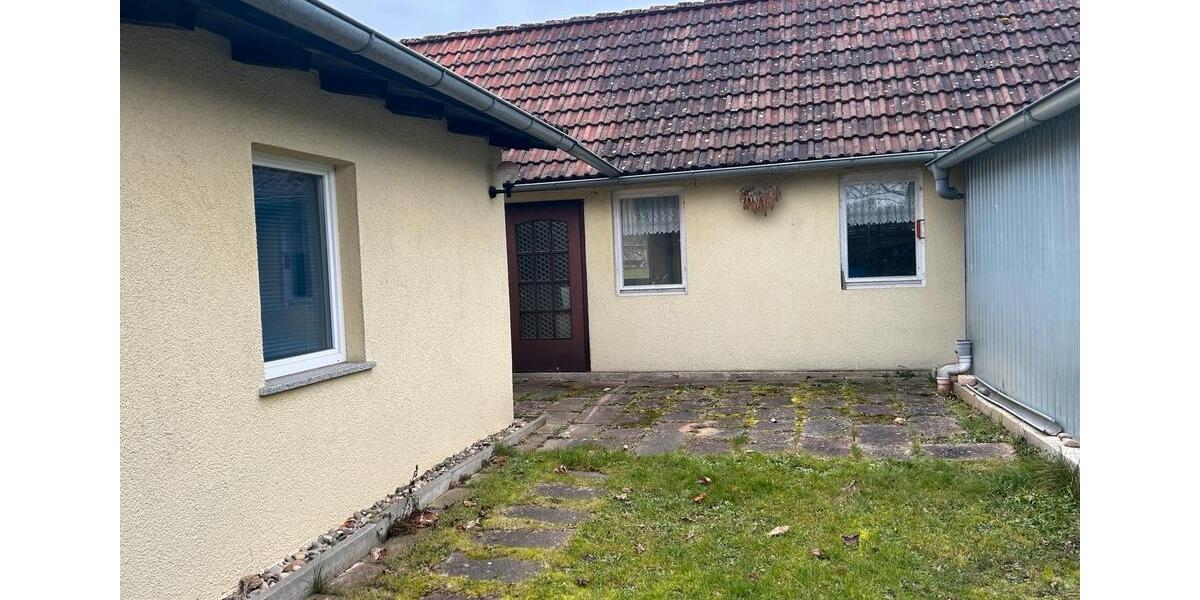 Einfamilienhaus Heinersreuth - 4 Zimmer, 120 m&sup2;, 180.000&euro; | Angebot:24919493