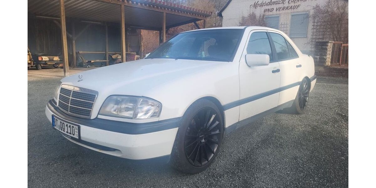 Mercedes-Benz C 180 203.412 km 2.150 &euro; Weidenberg 95466