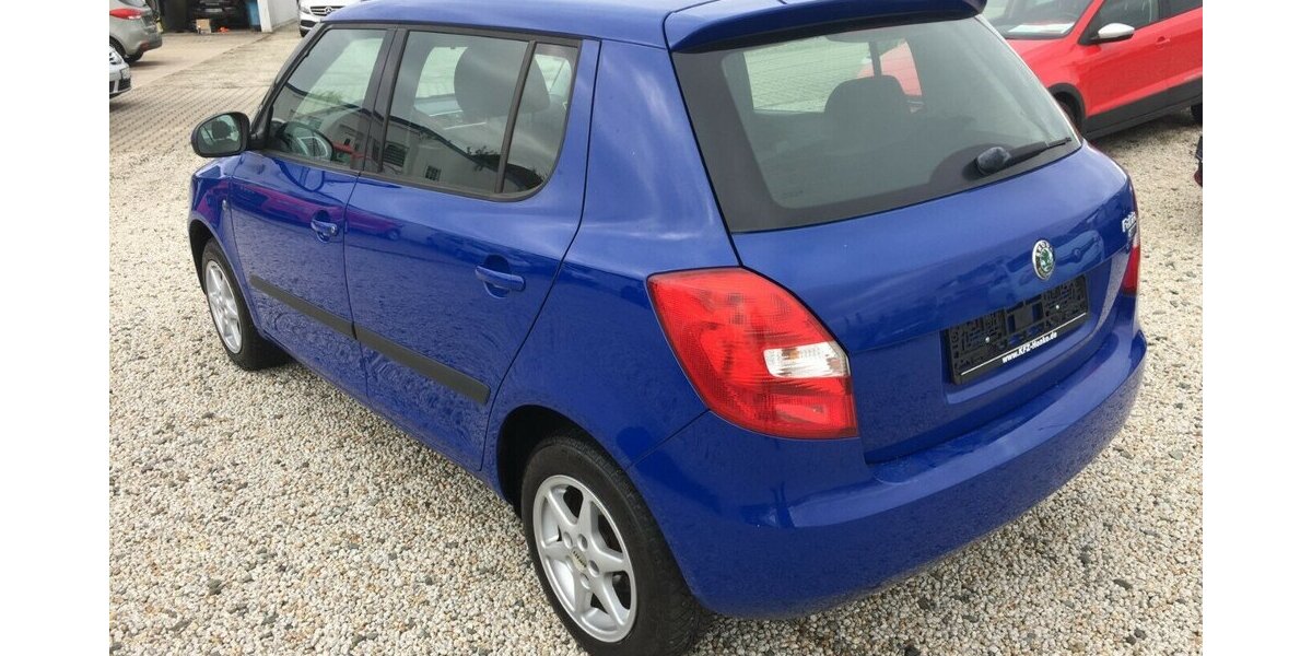 Skoda Fabia Ambiente,1 Hand,4 Zyl.,Kilma,Temp.,! 167.000 km 3.200 &euro; Himmelkron 95502
