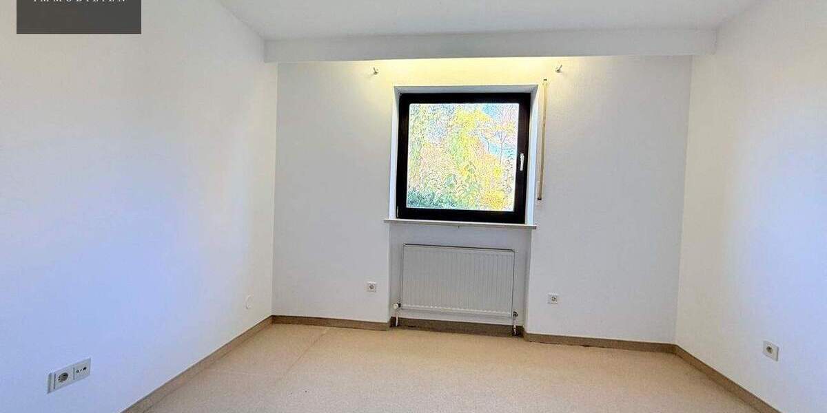 Mehrfamilienhaus, Wohnhaus Kulmbach Weiher - 7 Zimmer, 170 m&sup2;, 435.000&euro; | Angebot:25728444