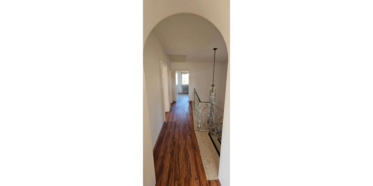 Einfamilienhaus Hollfeld - 5 Zimmer, 160 m&sup2;, 580.000&euro; | Angebot:26979839