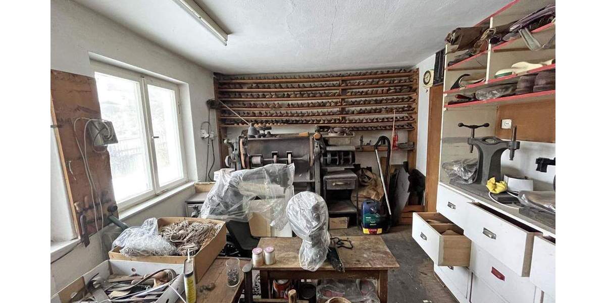 Mehrfamilienhaus, Wohnhaus Kulmbach Metzdorf - 8 Zimmer, 168 m&sup2;, 139.000&euro; | Angebot:25780732