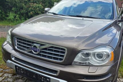 Volvo XC90 147.000 km 12.400 &euro; Creußen 95473